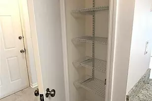 1645 Arlyn Cir, Charlotte, NC 28213 - Photo 14