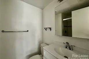 1645 Arlyn Cir, Charlotte, NC 28213 - Photo 20