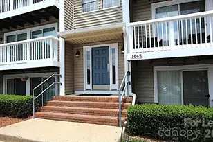 1645 Arlyn Cir, Charlotte, NC 28213 - Photo 1