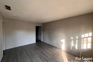 334 Brevard St, Statesville, NC 28677 - Photo 4