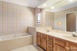 110 Clubwood Ct, Asheville, NC 28803 - Photo 24