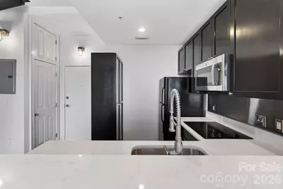 710 W Trade Street #505, Charlotte, NC 28202 - Photo 10