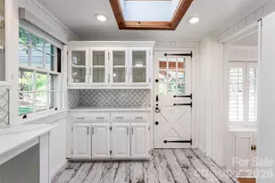 25 Blackwood Rd, Asheville, NC 28804 - Photo 12