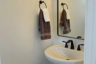 2930 21st St Ln NE, Hickory, NC 28601 - Photo 10