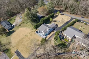 6234 Ruffin Ln, Conover, NC 28613 - Photo 2