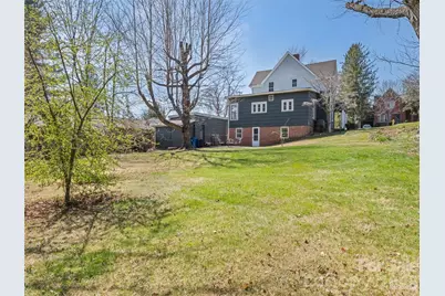 151 Hampton Heights, Canton, NC 28716 - Photo 16