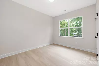 7001 Ware Road, Charlotte, NC 28212 - Photo 16