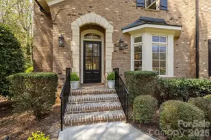 12514 Wood Warbler Dr, Charlotte, NC 28278 - Photo 2