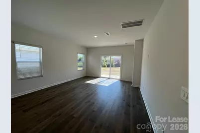 1524 31st Street NE #34, Conover, NC 28613 - Photo 4