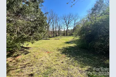 251 W 3rd Street, Rutherfordton, NC 28139 - Photo 2