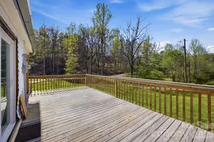 1127 Barney Pl, Lenoir, NC 28645 - Photo 10