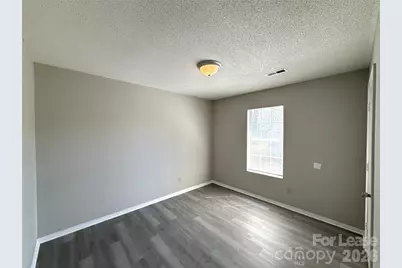 333 E Todd Lane, Charlotte, NC 28208 - Photo 14