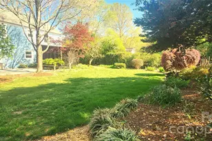 2015 Glouchester Cir, Charlotte, NC 28226 - Photo 4