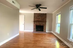 2015 Glouchester Cir, Charlotte, NC 28226 - Photo 8