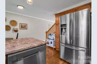 22 Macks Way, Hendersonville, NC 28739 - Photo 14