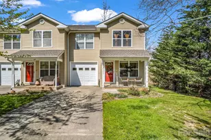 22 Macks Way, Hendersonville, NC 28739 - Photo 2