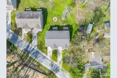 22 Macks Way, Hendersonville, NC 28739 - Photo 32