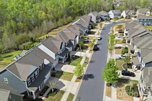 5084 Lily Pond Cir, Waxhaw, NC 28173 - Photo 6