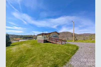 107 Mockingbird Lane, Burnsville, NC 28714 - Photo 2