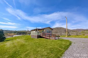 107 Mocking Bird Ln, Burnsville, NC 28714 - Photo 2