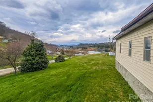 107 Mocking Bird Ln, Burnsville, NC 28714 - Photo 36
