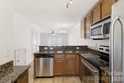 1336 Green Oaks Lane #E, Charlotte, NC 28205 - Photo 16