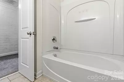1336 Green Oaks Lane #E, Charlotte, NC 28205 - Photo 20