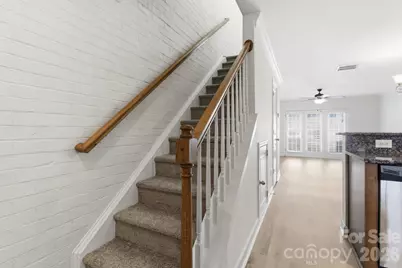 1336 Green Oaks Lane #E, Charlotte, NC 28205 - Photo 8