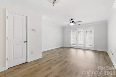 1336 Green Oaks Lane #E, Charlotte, NC 28205 - Photo 10