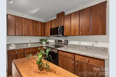 201 Crowfields Drive, Asheville, NC 28803 - Photo 10