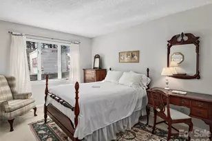 201 Crowfields Dr, Asheville, NC 28803 - Photo 16