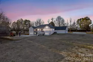 1 Sweetbriar Ct, Greer, SC 29650 - Photo 4