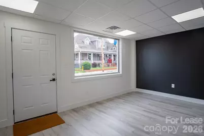 207 S Academy Street, Lincolnton, NC 28092 - Photo 4