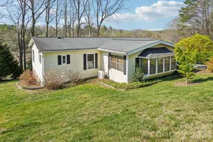 200 Cranbrook Cir, Hendersonville, NC 28792 - Photo 32