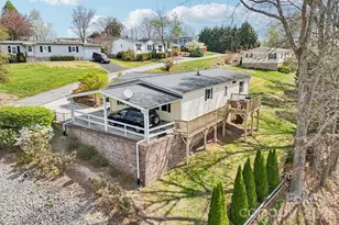 200 Cranbrook Cir, Hendersonville, NC 28792 - Photo 6