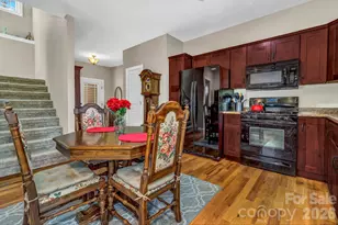 122 Craggy St, Black Mountain, NC 28711 - Photo 22