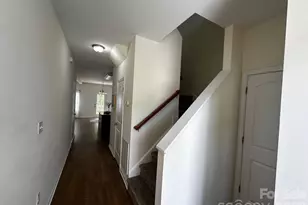 131 High Bluff Cir, Mooresville, NC 28115 - Photo 2