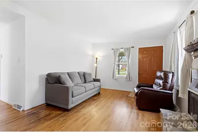 429 Jack Street, Hendersonville, NC 28792 - Photo 6