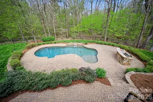 8904 Magnolia Heights Ct, Charlotte, NC 28270 - Photo 2