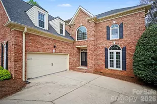8904 Magnolia Heights Ct, Charlotte, NC 28270 - Photo 16