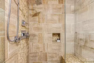 21 Battery Park Ave, Asheville, NC 28801 - Photo 20