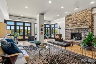 21 Battery Park Ave, Asheville, NC 28801 - Photo 2