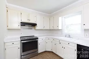 224 W 4th Ave, Gastonia, NC 28052 - Photo 12