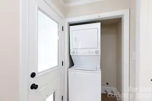 224 W 4th Ave, Gastonia, NC 28052 - Photo 16