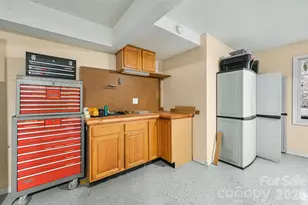 94 Squirrel Trail, Hendersonville, NC 28791 - Photo 40