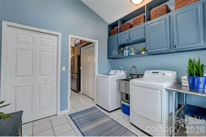 94 Squirrel Trail, Hendersonville, NC 28791 - Photo 16