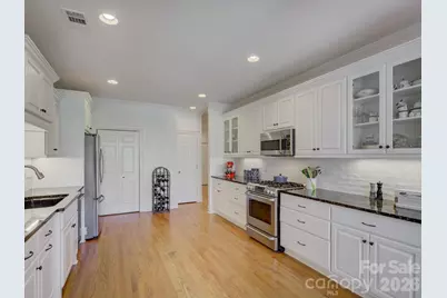 8905 Challis Hill Lane, Charlotte, NC 28226 - Photo 12