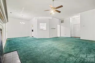 2008 Sloan Dr, Charlotte, NC 28208 - Photo 8