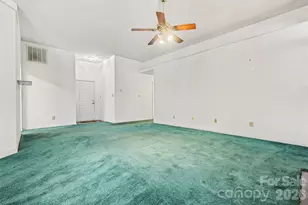 2008 Sloan Dr, Charlotte, NC 28208 - Photo 6