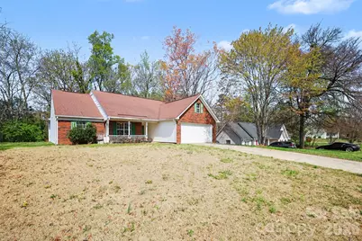 2008 Sloan Drive, Charlotte, NC 28208 - Photo 2